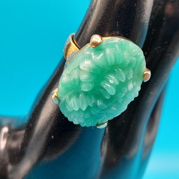 Vintage Faux Jade Flower Carved Ring Adjustable, US Size 8, Gold Tone - Picture 5 of 14